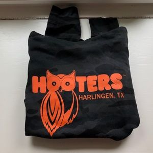 Hooters Camo Cropped Sweatshirt